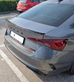 SKODA OCTAVIA 4 IV spoiler kridlo lipko na kufor - 15