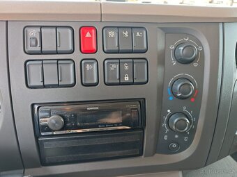 DAF LF 230, 18 PALET, KLIMA, ČELO, 227 000 KM - 15