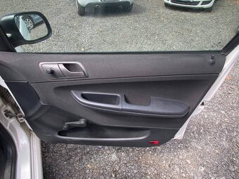 Škoda Fabia Combi 1.4TDI 51kW AIRBAG 2005 STK 3/26 - 15