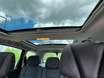 RENAULT GRAND SCENIC DYNAMIQUE 1.9 DCI 96 KW 2010 TOP VÝBAVA - 15