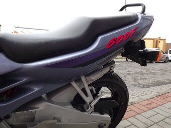 Honda CBR 600F - 15