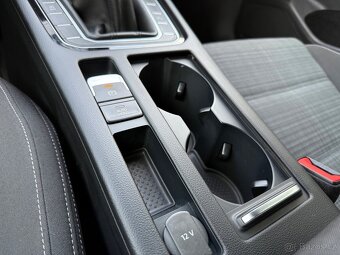 VW Passat 2.0 tdi 110 kw FACELIFT / 2020 / DPH - 15