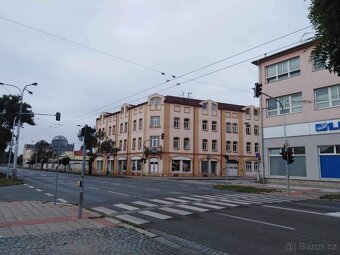 Slunný byt 2+1 v OV - 15