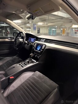 Volkswagen Passat B8 Highline DSG 2.0 tdi krásný stav - 15