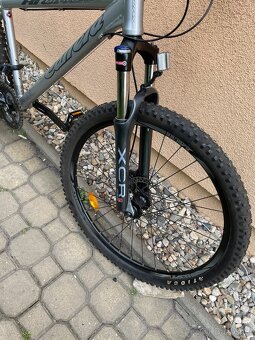 Kolo Carerra Rám 16.Na postavu cca 155-175. Najeto tak 15 km - 15