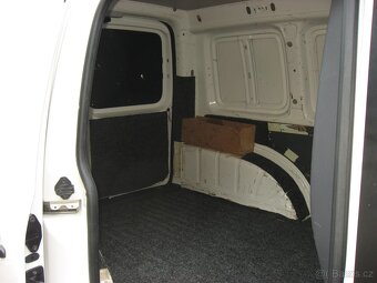 Volkswagen Caddy 1.6TDI 102PS Van - 15