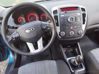 Kia Ceed 1.4benzin-Koup.Čr,81500km,PO STK - 15