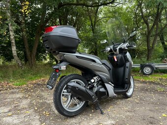 Yamaha Xenter 150 r.v. 2016 - 15