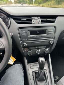 Skoda Octavia 2016 1.6 TDI - dobrý stav - 15