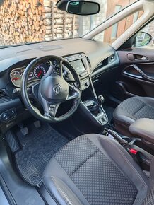 Opel Zafira, 1,6 TURBO (147 kW/200k), r.v. 2017, 7 míst - 15