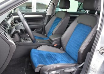 Volkswagen Passat 2,0 TDI ELEGANCE NAVI ACC - 15
