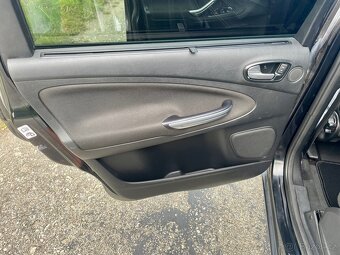 SLEVA Ford Galaxy Benzin 118 kW • 7 míst • TOP stav • 2012 - 15