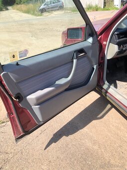 Mercedes 230E Rv-1987 ,benzín ,objem 2,276 ,97/5kw ,automat - 15