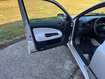 Škoda Octavia 1,8 Turbo RS 132 kW - 15
