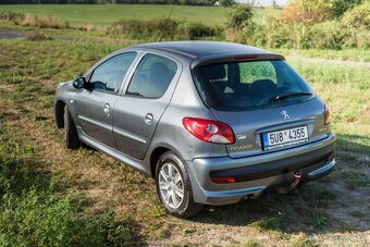 Peugeot 206+ - 15