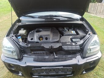 HYUNDAI TUCSON - 15