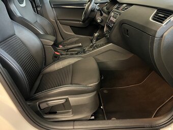 Škoda Octavia kombi RS 2.0TSI DSG 162KW - 15