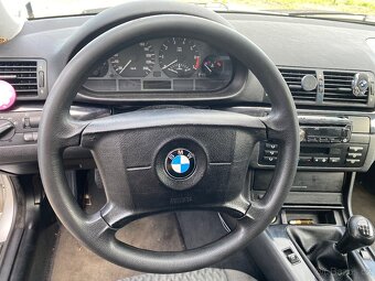 BMW 320i (E46) Sedan 2001 - 15