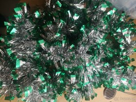 Vánoční ubrusy, baňky, svíčky, svícny,... - retro. - 15