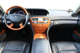 Mercedes-Benz CL 600 V12 AMG / 380kW / DISTRONIC / NEZ.TOPEN - 15