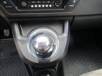 CITROEN GRAND C4 PICASSO 1,6i 88kw 7míst CZ 2011 - 15