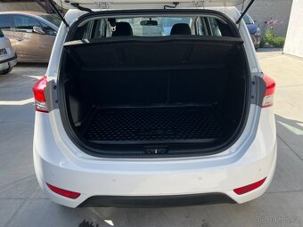 HYUNDAI ix20 1.4i 66 KW 1.MAJ.PDC VYHŘ.SED.2x KOLA 49000km - 15
