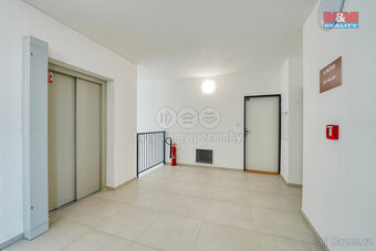 Pronájem bytu 2+kk, 81 m², Plzeň, ul. Železniční - 15