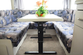 HOBBY ELEGANCE 12L - MARKÝZA - 15