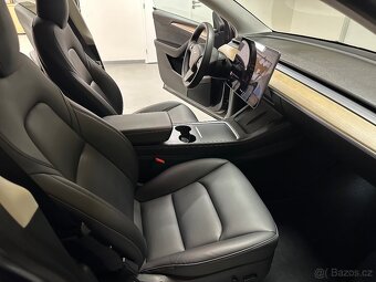 Tesla Model Y Long Range 2021 168 tis. km tažné FSD - 15