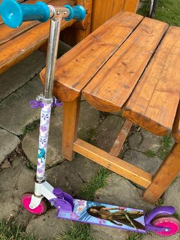 Dětské kolo,koloběžky a dětské brusle. - 15