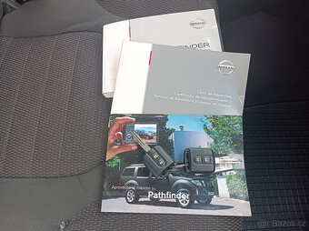 Nissan Pathfinder, 140kw,4x4,s.kniha,7míst.manuál - 15