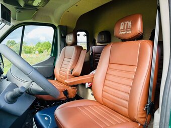 Přepravník koní Renault ATM 5-místný / Automat - 15