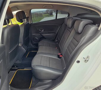 Renault Fluence 1.6 16V 82KW/111 koní R.V.06/2013 - 15