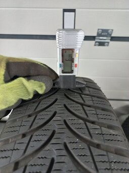 BMW i3 zimní sada Styling 428 DOT 23/22 pneu 155 70 19 6 mm - 15