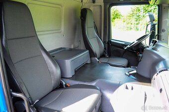 VALNÍK S PLACHTOU 18-PALETOVÝ + HYDRAULICKÉ ČELO SCANIA P250 - 15