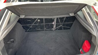 Ford Focus, 1.6 // RV 2/2006 // 74 kW - 15
