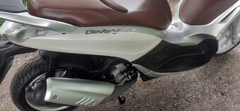 Piaggio Beverly 300 - 15
