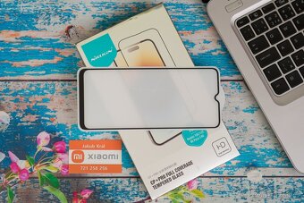 Tvrzené sklo Nillkin pro Xiaomi, Redmi nebo Poco - 15