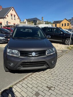 Suzuki Grand Vitara 2.4i Club benzín 124kw - 15