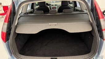 Ford Focus kombi 1.6i 74kw - možnost splátek - 15