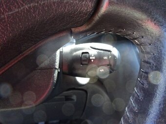 Peugeot 3008 1,6 HDI - 15