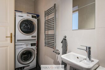 Pronájem plně vybaveného bytu 2+kk 52m2 s terasou 27m2 v žád - 15