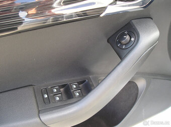 ŠKODA OCTAVIA III COMBI 1.6 TDi 85KW RV-2017 - 15