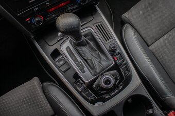 Audi A5 3.0 TDI DPF quattro S-tronic - 15