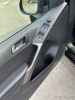 VW Tiguan 2.0 TDI 4x4 SERVISNí KNIHA PROTOKOLY K STK Z BE - 15