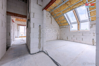 Prodej rodinného domu 6+2KK, 203 m², Loket, ul. Nad Hájovnou - 15