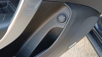 Opel Insignia 2.0 I 162KW 4X4 - 15