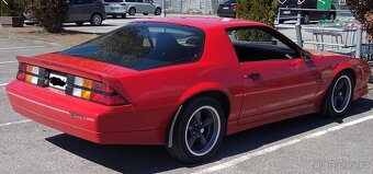 Chevrolet Camaro RS - 15