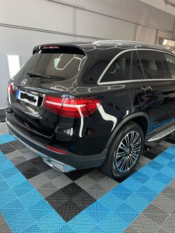 Prodám Mercedes-Benz GLC 220d 4x4 2015 Offroad packet - 15