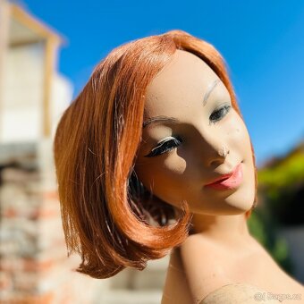 Retro figurína z 60.–70. let – sádrová, životní velikost, Me - 15